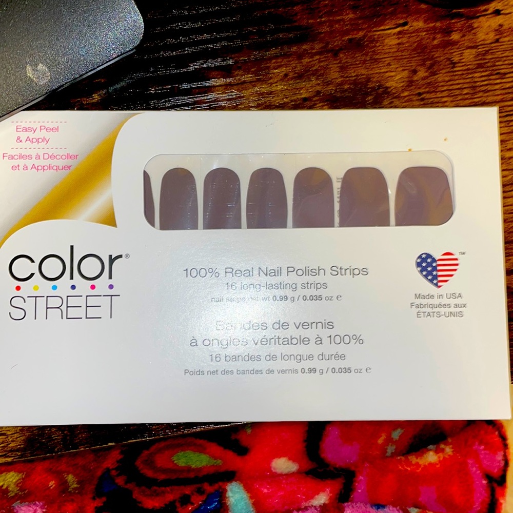 Color Street FMC222 Berlin It to Win It